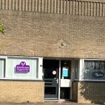 Gevel van Podotherapie Reggestreek aan de Reggestraat 99 in Enter (voormalig politiebureau)